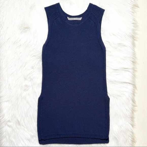 SOLD-Athleta Navy Blue Sleeveless Crochet Knit Long Tunic Top - Picture 10 of 12